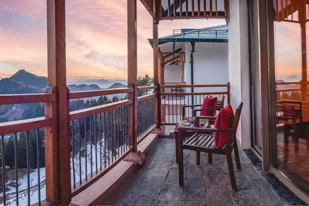 Taj Theog Resort & Spa Shimla Exterior foto