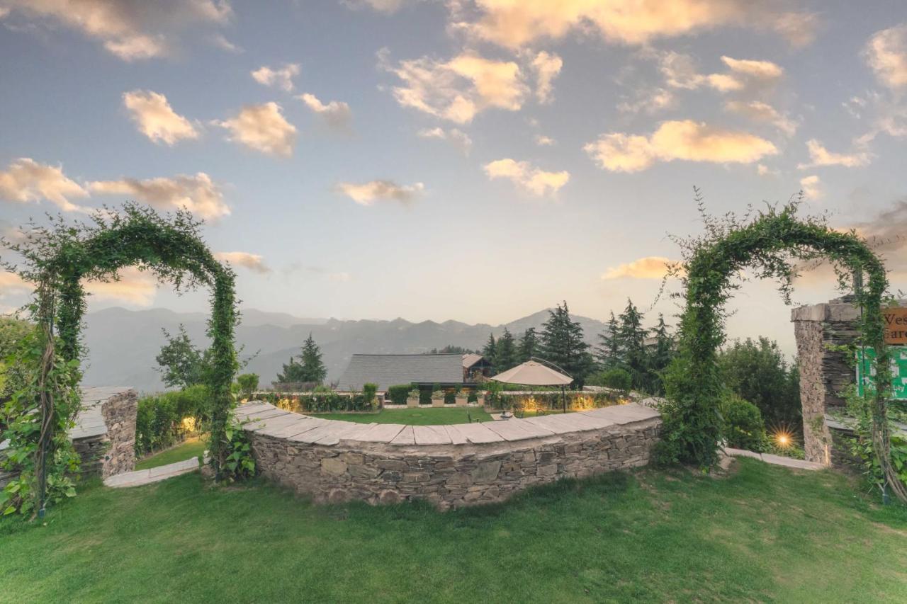 Taj Theog Resort & Spa Shimla Exterior foto