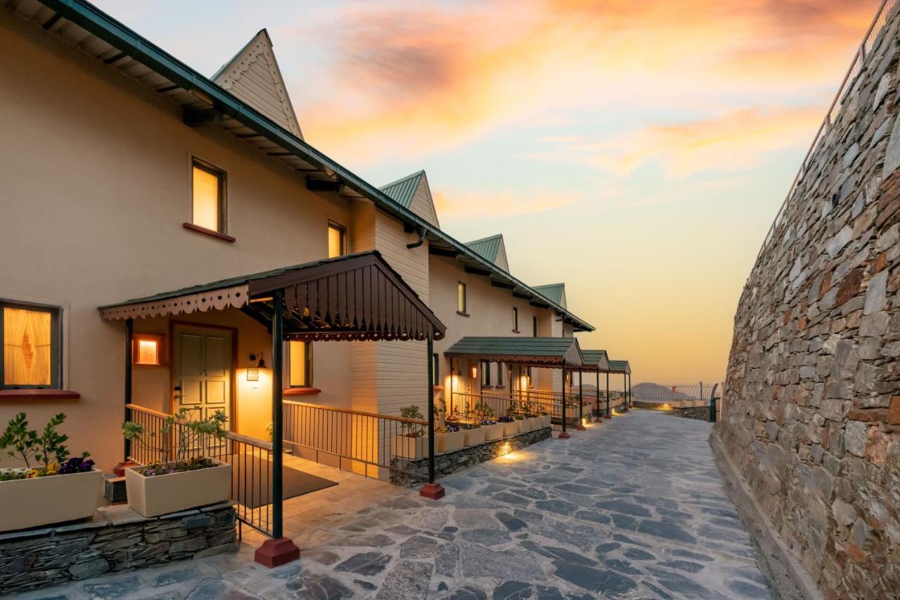 Taj Theog Resort & Spa Shimla Exterior foto